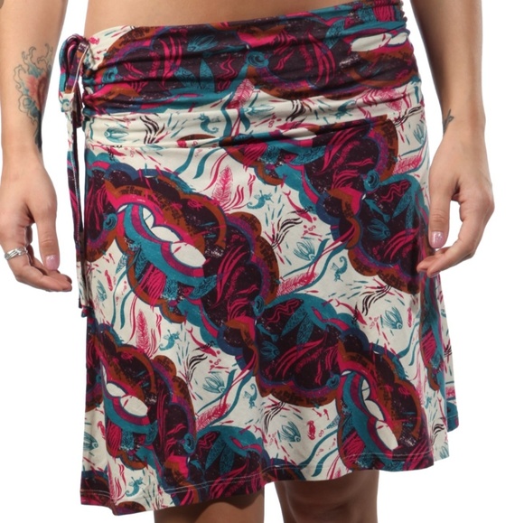 Patagonia Dresses & Skirts - Patagonia Lithia Convertible Skirt
